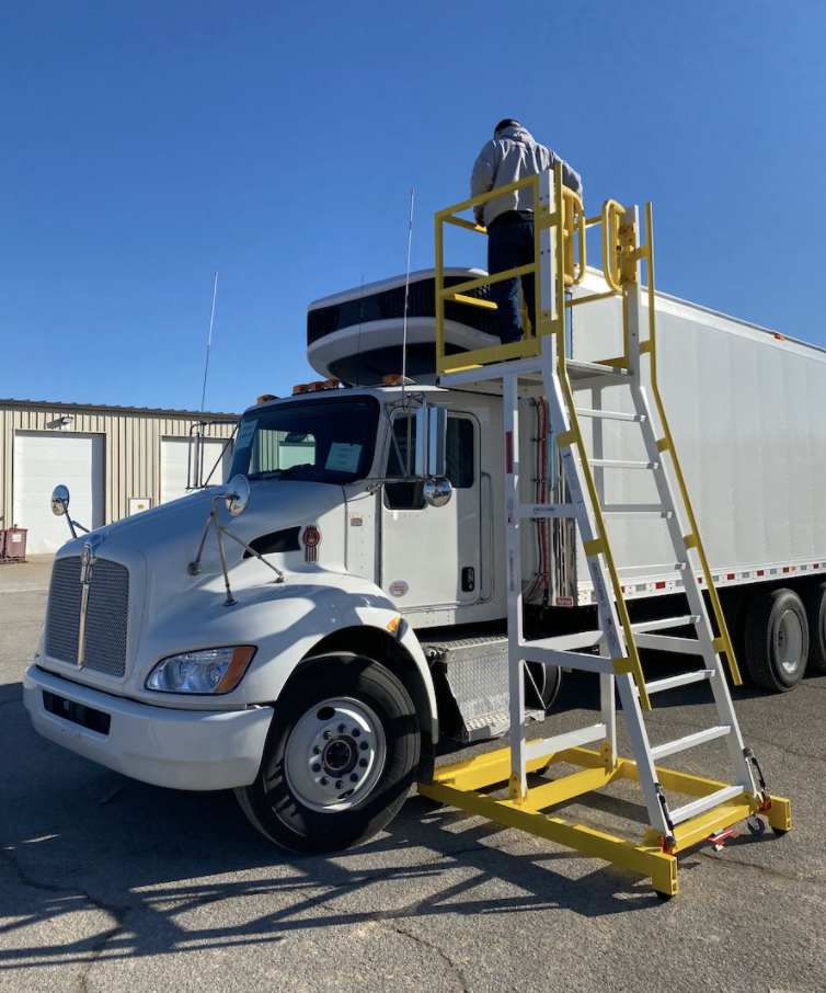 this image shows trailer repair in Baltimore, MD